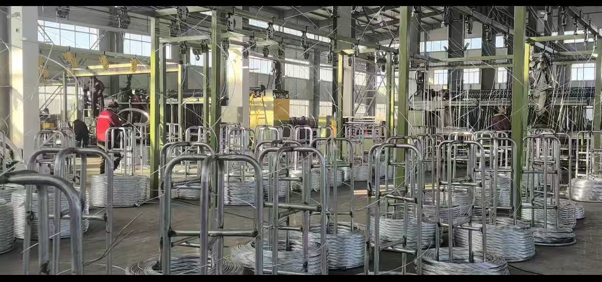 Laatste bedrijfsblogs Gabion-fabrikant schaalt productie na invoering van JINLIDA CNC-technologie