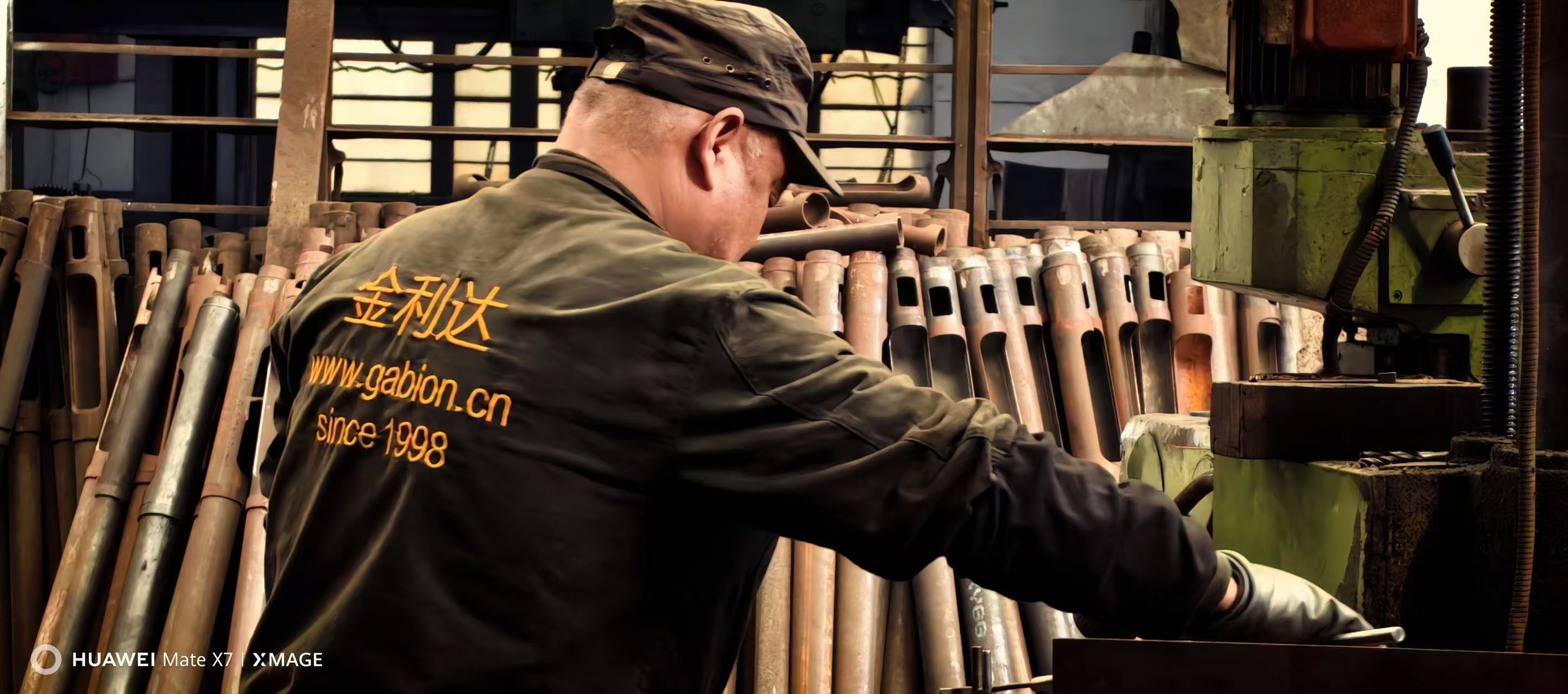 Laatste bedrijfsblogs Since 1998: JINLIDA as Source Manufacturer of CNC Gabion Machine for Global Wire Mesh Production