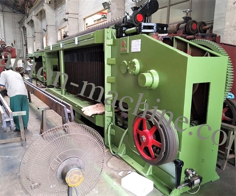 kopen Chicken Gabion Mesh Machine 350-550N/Mm2 ±3% Tolerantie Twisted Weaving online vervaardiging