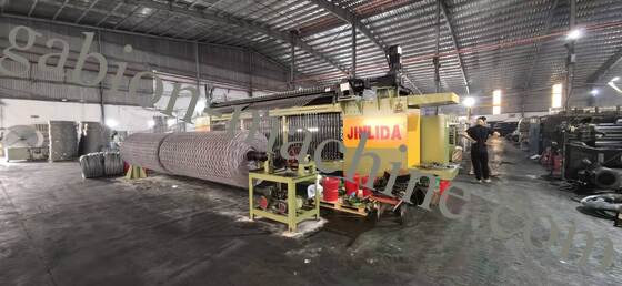 Kopen Eenvormige CNC Gabion Mesh Making Machine voor nette Gabion Box Mesh-productie online vervaardiging