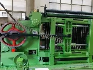 kopen 4000mm Gegalvaniseerde Automatische Gabion-Machine 80*100mm Draadnetwerk voor Steenkooi online vervaardiging