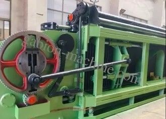 kopen Drie Draai 3.0mm Diametergi de Kip Mesh Making Machine van het Draadnet online vervaardiging