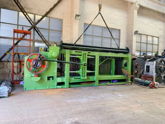 kopen Automatische 4300mm Gabion Mesh Machine 106*120mm Draad Mesh Stone Box Cage online vervaardiging
