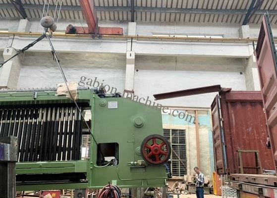 kopen Dubbele Machine 66*90mm van Draaigabion Gegalvaniseerd Draadnetwerk voor Rivierdijk online vervaardiging